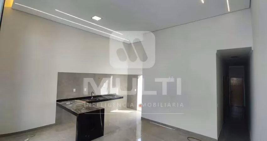 Casa com 3 quartos à venda no Novo Mundo, Uberlândia 