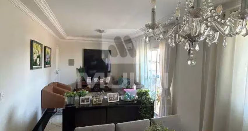 Apartamento com 3 quartos para alugar no Brasil, Uberlândia 
