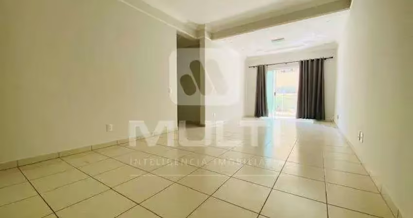 Apartamento com 2 quartos para alugar no Copacabana, Uberlândia 