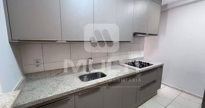 Apartamento com 3 quartos para alugar no Jardim Karaíba, Uberlândia 