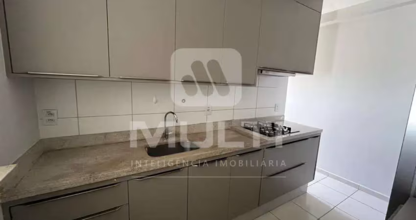 Apartamento com 3 quartos para alugar no Jardim Karaíba, Uberlândia 