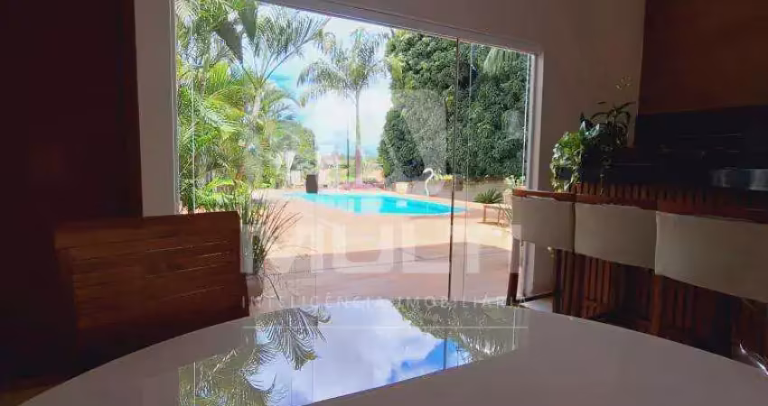 Casa com 3 quartos à venda no Mansões Aeroporto, Uberlândia 