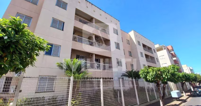 Apartamento com 3 quartos para alugar no Santa Mônica, Uberlândia 