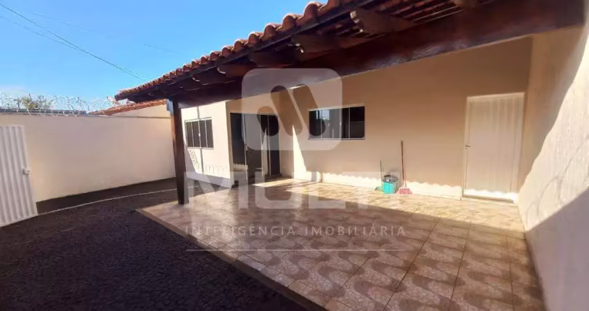 Casa com 3 quartos para alugar no Jardim Botânico, Uberlândia 