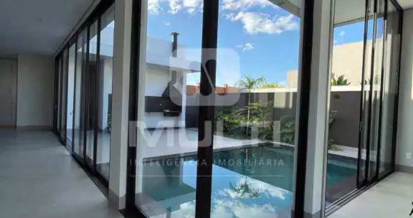 Casa em condomínio fechado com 3 quartos à venda no Alphaville, Uberlândia 