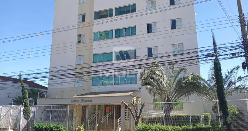 Apartamento com 3 quartos para alugar no Centro, Uberlândia 