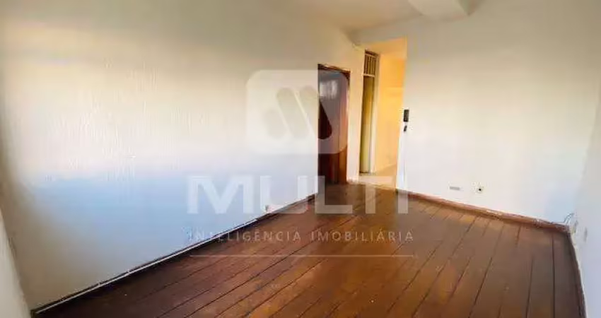 Apartamento com 3 quartos para alugar na Nossa Senhora Aparecida, Uberlândia 