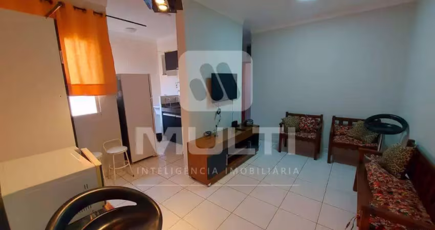Apartamento com 2 quartos para alugar no Jardim Holanda, Uberlândia 