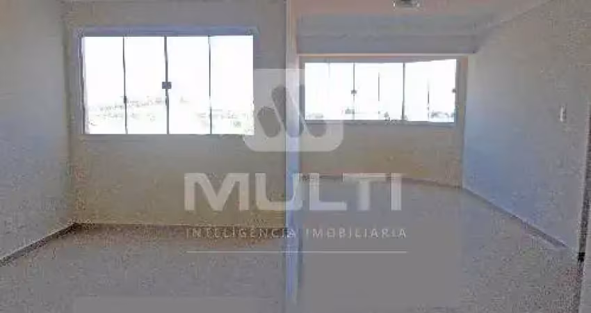 Apartamento com 3 quartos para alugar no Santa Mônica, Uberlândia 