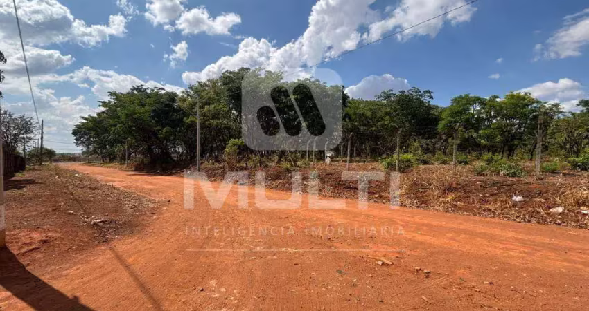 Chácara / sítio com 1 quarto à venda no Chácaras Uirapuru, Uberlândia 