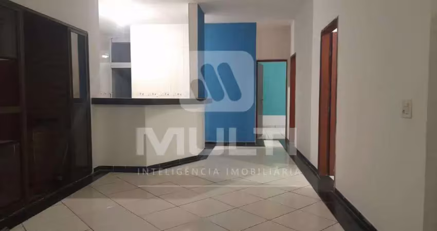 Casa com 3 quartos à venda no Morumbi, Uberlândia 