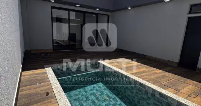 Casa em condomínio fechado com 3 quartos à venda no Novo Mundo, Uberlândia 