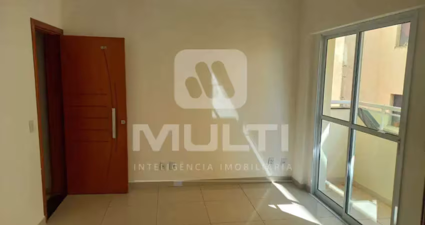 Apartamento com 3 quartos para alugar no Santa Mônica, Uberlândia 