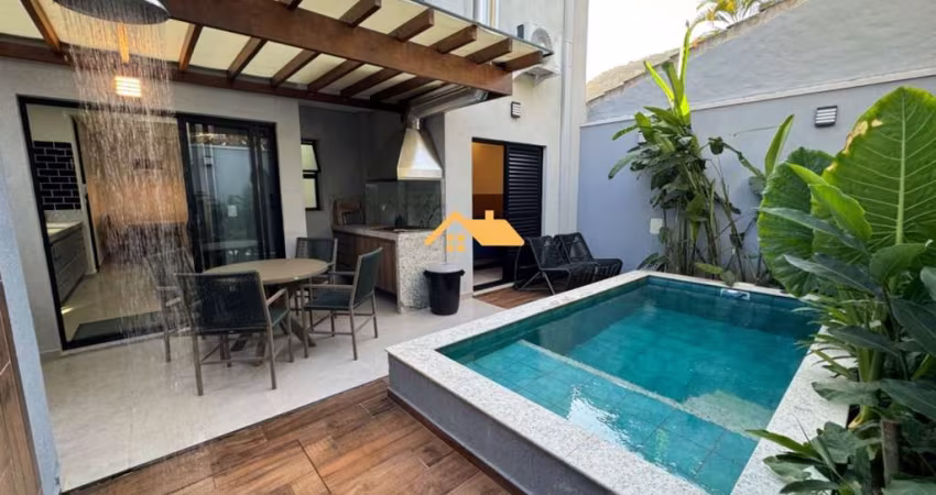 CASA EM CONDOMÍNIO NA PRAIA DE JUQUEHY