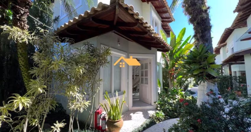 CASA EM CONDOMÍNIO NA PRAIA DE JUQUEHY