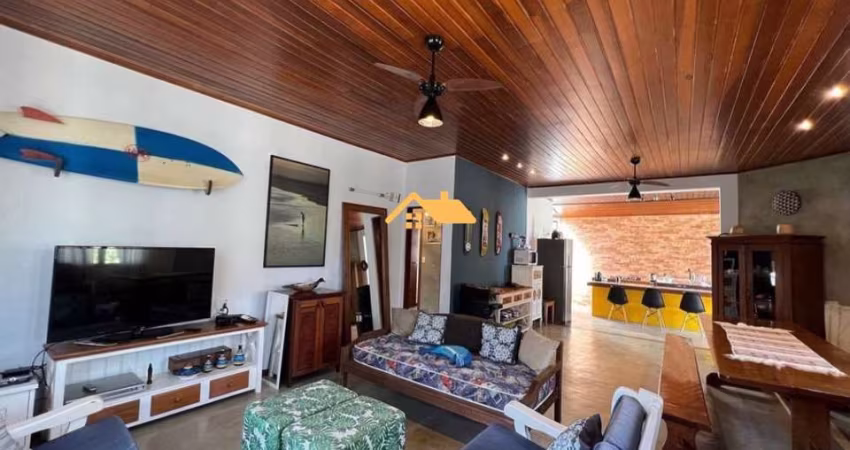 CASA EM CONDOMÍNIO NA PRAIA DE JUQUEHY