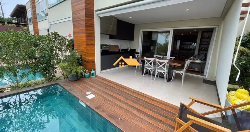 CASA FRENTE AO MAR NA PRAIA DE JUQUEHY- SAO SEBASTIAO, SP.