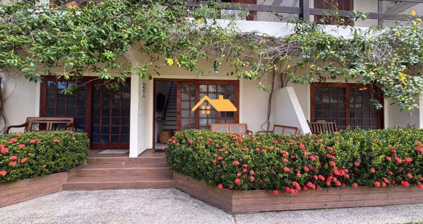Casa de 2 quartos em condomínio à venda em Juquehy, São Sebastião-SP: 2 suítes, 2 salas, 2 banheiros, 2 vagas, 102 m².