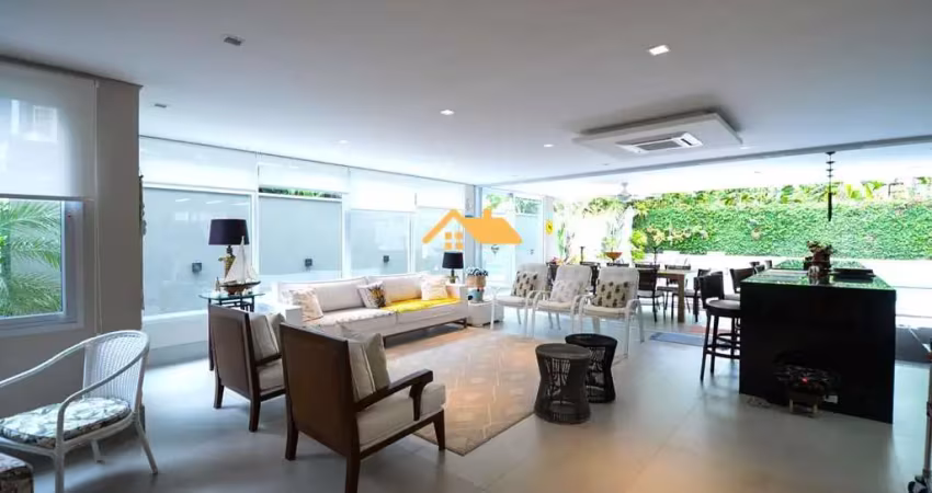 Casa de luxo no condomínio  baleares, são sebastião-sp com 4 suítes, 3 salas e 3 vagas de garagem!