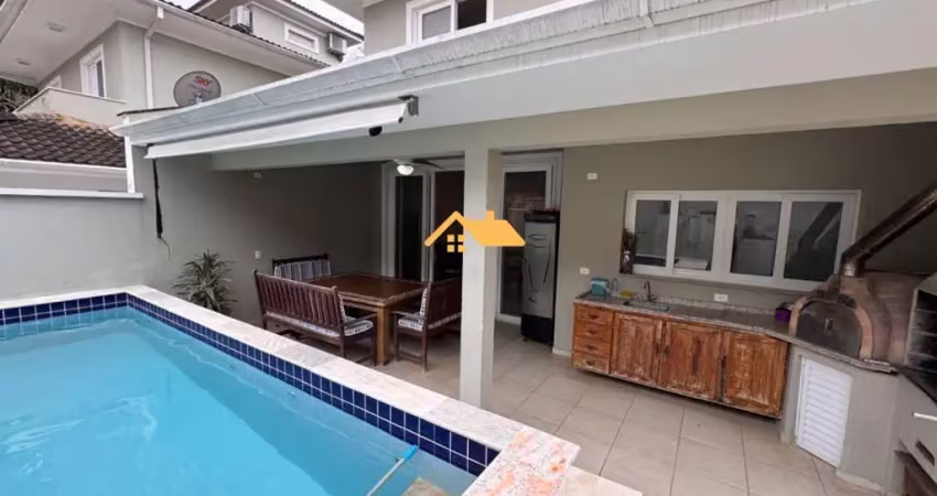Casa de luxo em condomínio: 4 quartos, 4 suítes, 3 salas, 4 banheiros, 3 vagas, 240m² em juquehy, são sebastião-sp.