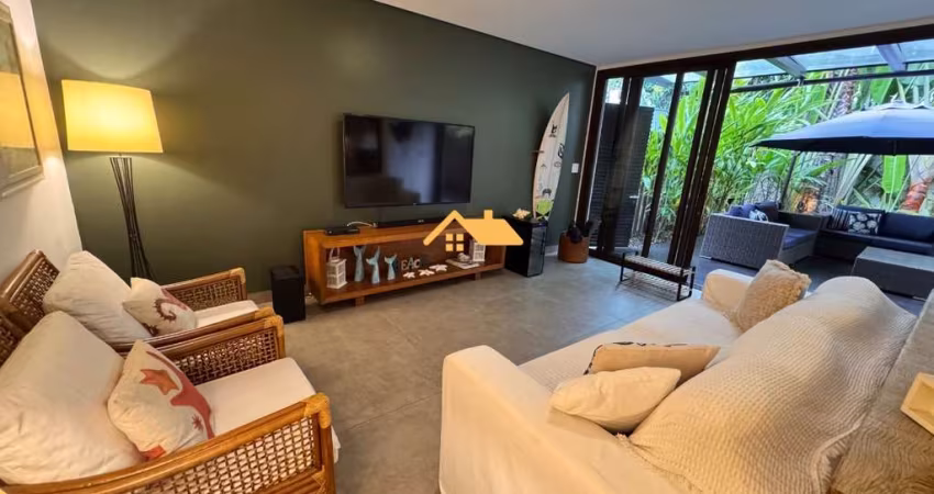Aluguel de Casa em Condomínio de Alto Padrão em Juquehy, São Sebastião-SP: 3 Quartos, 3 Suítes, 2 Salas, 3 Banheiros, 3 Vagas, 140m².