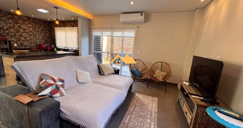 Casa para locação em Juquehy, São Sebastião-SP: 3 quartos, 3 suítes, 2 salas, 3 banheiros, 2 vagas. Espaço de 120m².