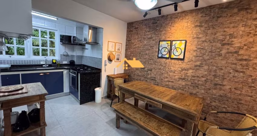 Casa em Condomínio à Venda na Barra do Una em São Sebastião-SP: 2 Quartos, 1 Suíte, 2 Salas, 2 Banheiros, 1 Vaga, 72m².