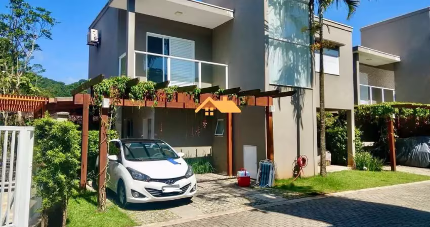 Sobrado a venda em camburi  - são sebastião-sp: 3 quartos, 1 suíte, 2 salas, 2 banheiros, 2 vagas, 150m².