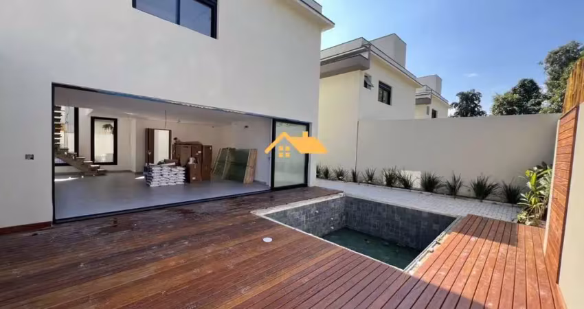 Lançamento- casa em condomínio em camburi, são sebastião-sp: 3 quartos, 3 suítes, 2 salas, 3 banheiros, 160m², 2 vagas.