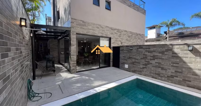 Casa frente ao mar em juquehy ? 4 suítes e piscina privativa em são sebastião-sp