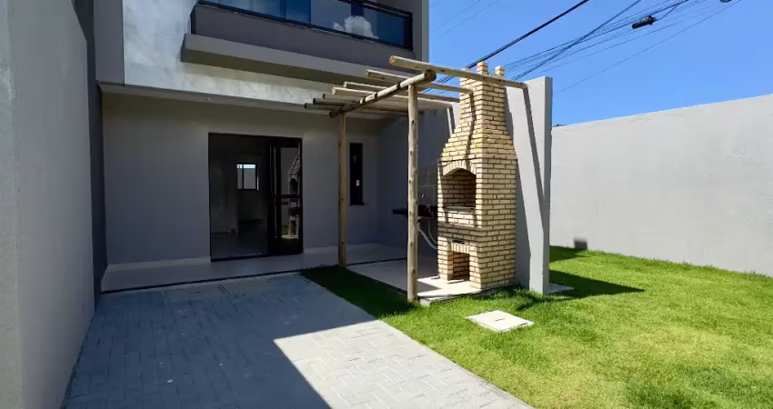 Casa nova com 3 quartos no Pacheco próximo ao mar