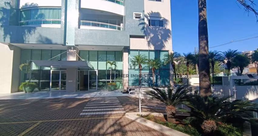 Vende apartamento com 3 suítes, sacada com churrasqueira, condomínio completo, localização privileg