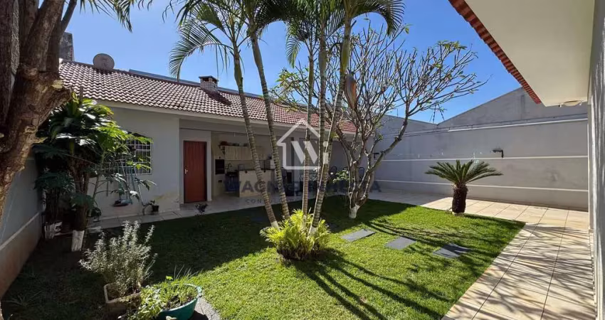 Casa com edicula à venda, 01 suite + 02 quartos, 300m² de terreno no parque tarumã, maringá, pr