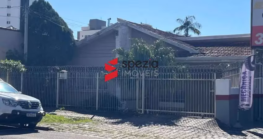 Casa comercial para alugar na Avenida Senador Souza Naves, 245, Alto da Rua XV, Curitiba
