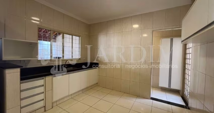 CASA TERREA | JARDIM ASTÚRIAS I