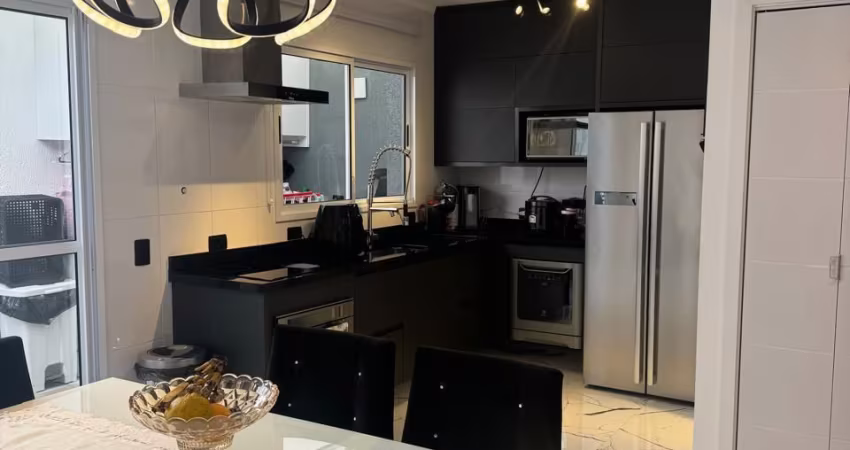 LINDA casa em Condomínio com 122 m² com 3 quartos 1suíte ESPAÇO GOURMET na Vila Oliveira