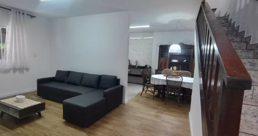Ótimo sobrado MOBILIADO no CENTRO para venda possui 130 m² com 3 quartos 1 vaga