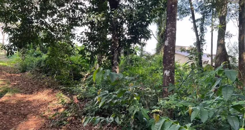 Venda de lote no Condomínio Gran Royalle em Casa Branca.