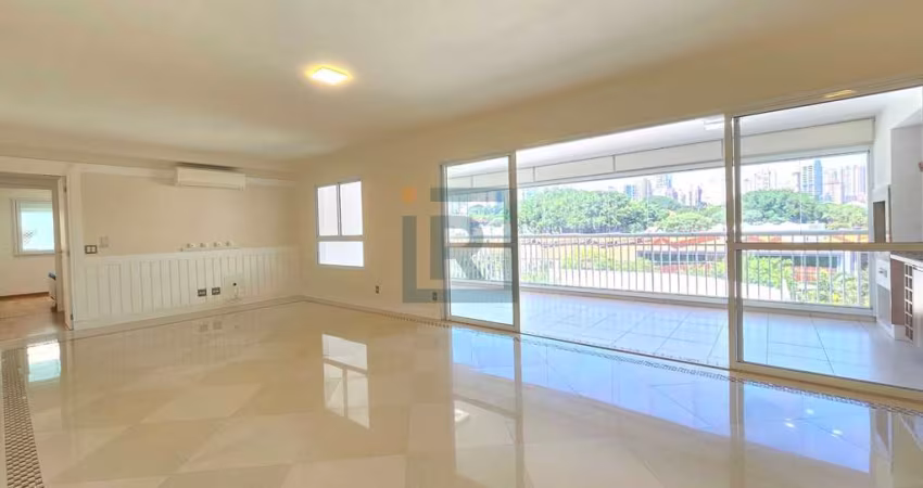 Apartamento de 162m² com 3 suítes e vista para o Parque da Água Branca, no condomínio LIV