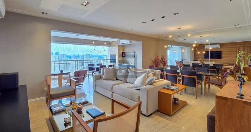 Apartamento de 162m² com 3 suítes e 3 vagas no condomínio LIV
