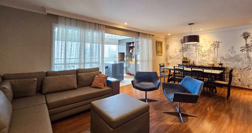 Apartamento de 162m² com 3 dormitórios (2 suítes) e 3 vagas de garagem no condomínio LIV - Perdizes