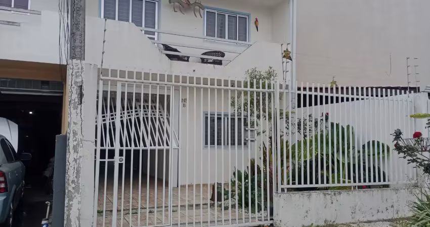 Sobrado averbado região central de pinhais aproveite oportunidade