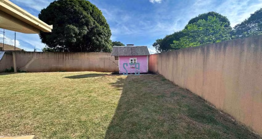 Casa com 3 quartos à venda na Rua Francisco de Azevedo Macedo, 587, Vila Solene, Campo Largo