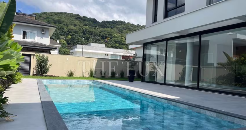 Casa em Condomínio para Venda em Joinville, Pirabeiraba, 4 dormitórios, 4 suítes, 5 banheiros, 2 vagas