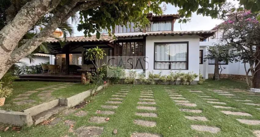 Ótima casa 4 quartos no centro Armação de Búzios