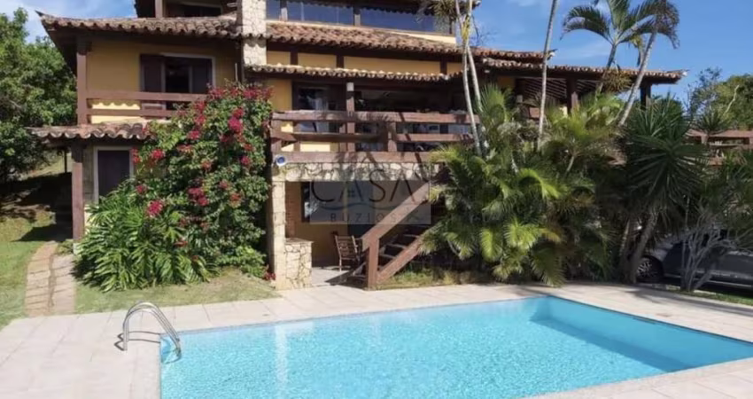 Excelente casa 5 quartos independente com vista mar João Fernandes Armação de Búzios.