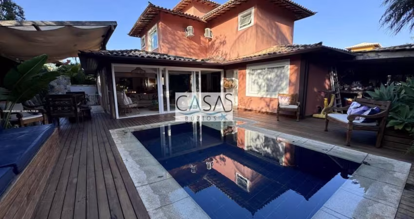 Linda casa 4 quartos 200m² no Centro de Búzios