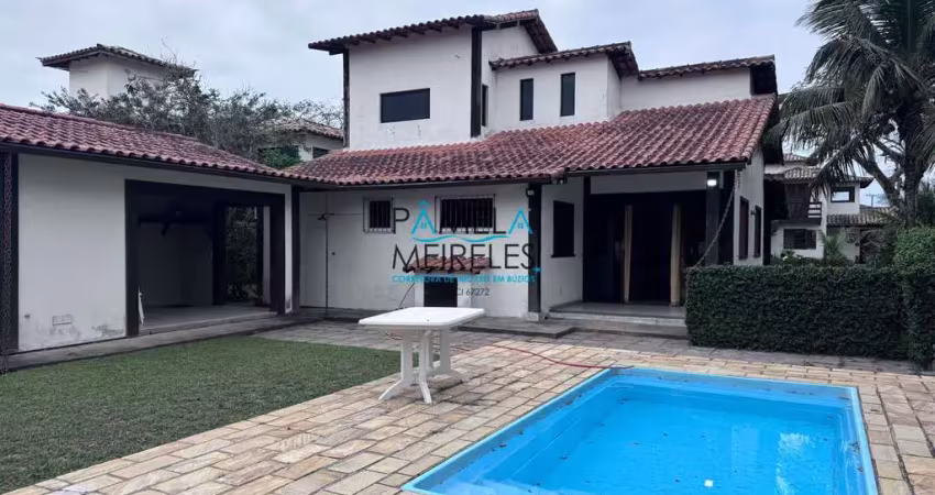 Ótima casa 4 quartos em condomínio próximo a praia de manguinhos armação de búzios