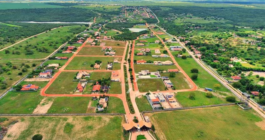 Terreno à venda no Condomínio Fazenda Real I / II com 828,36m²
