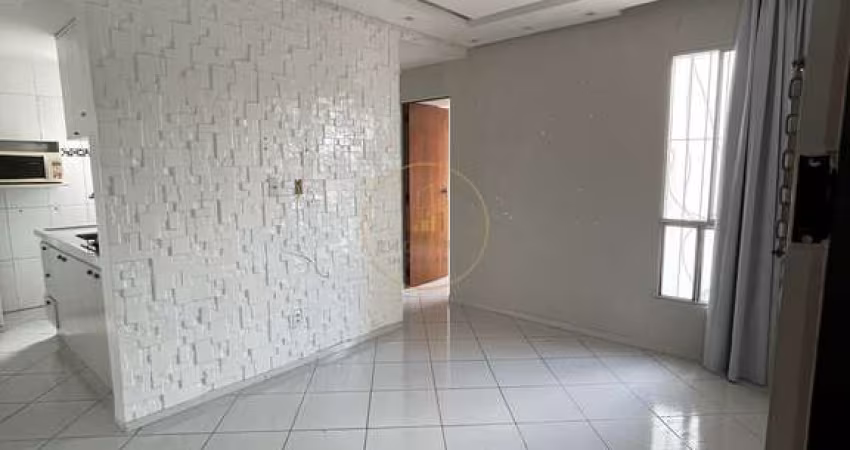Apartamento, Vila Olimpia, 2q, com ar cond , cozinha completa.